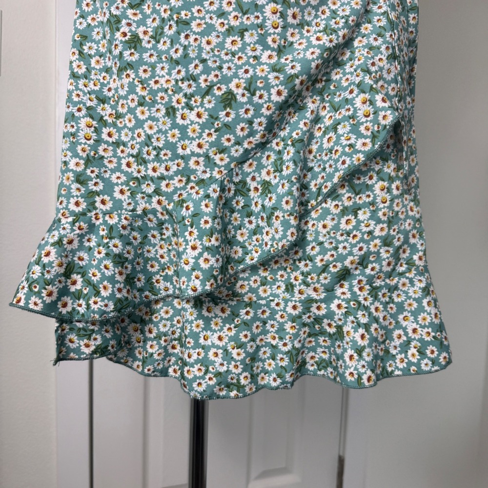 Womens Ditsy Floral Ruffle Wrap Mini Skirt Size M Boho Cottagecore Green - Picture 7 of 8